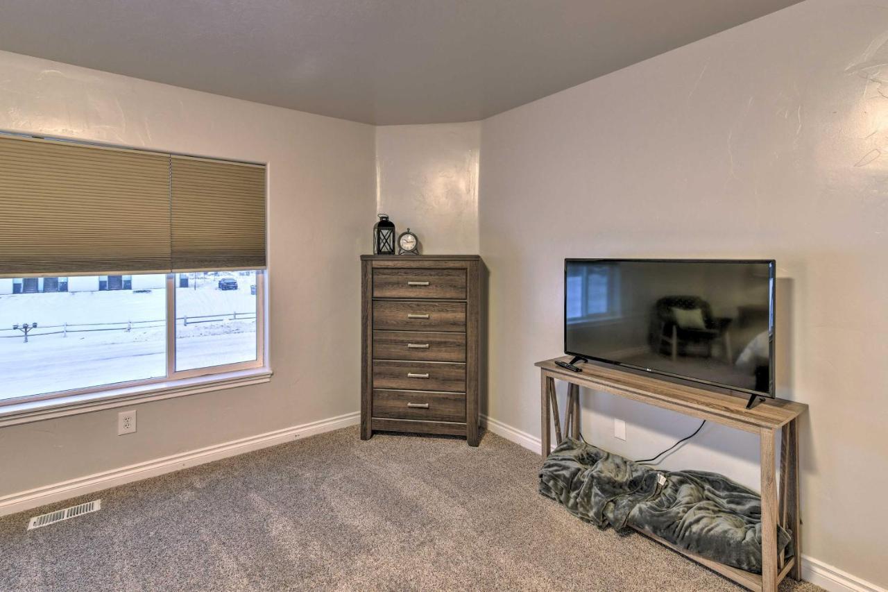 Cozy Anchorage Townhome Less Than Half Mile To Jewel Lake! מראה חיצוני תמונה