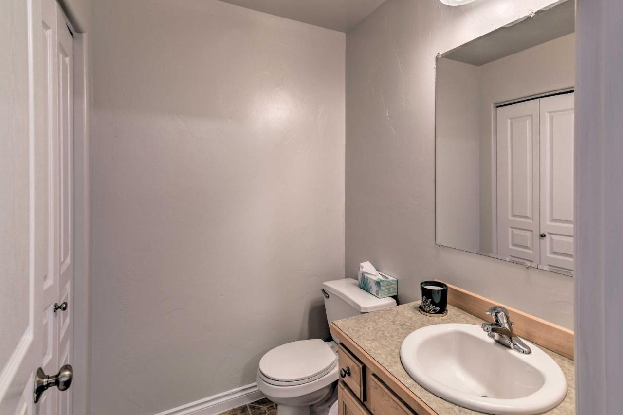 Cozy Anchorage Townhome Less Than Half Mile To Jewel Lake! מראה חיצוני תמונה